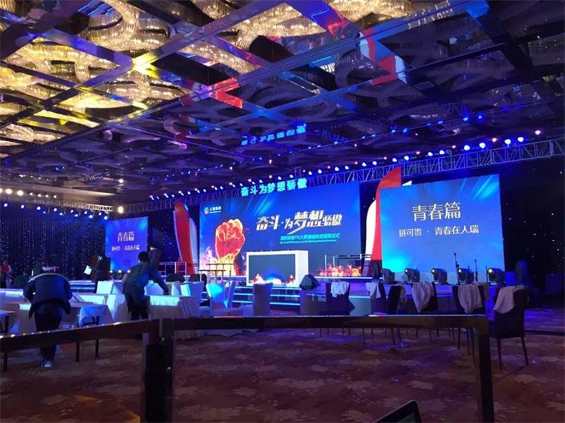展台设计搭建:助力企业在会展中脱颖而出