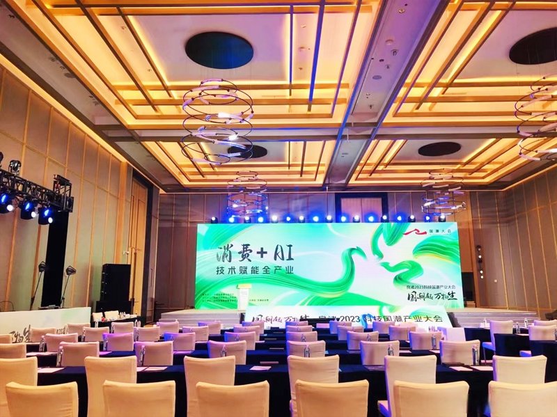 展台设计搭建：从展会到商业展示的新篇章